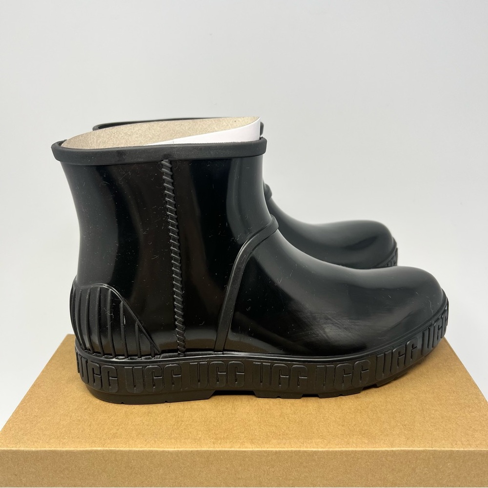 UGG Drizlita Rain Boots